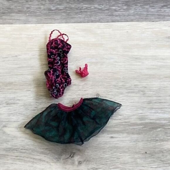 Monster High - Dance Class 5-Pack - Lagoona Blue- Dress, Skirt, Bracelet - Picture 1 of 4